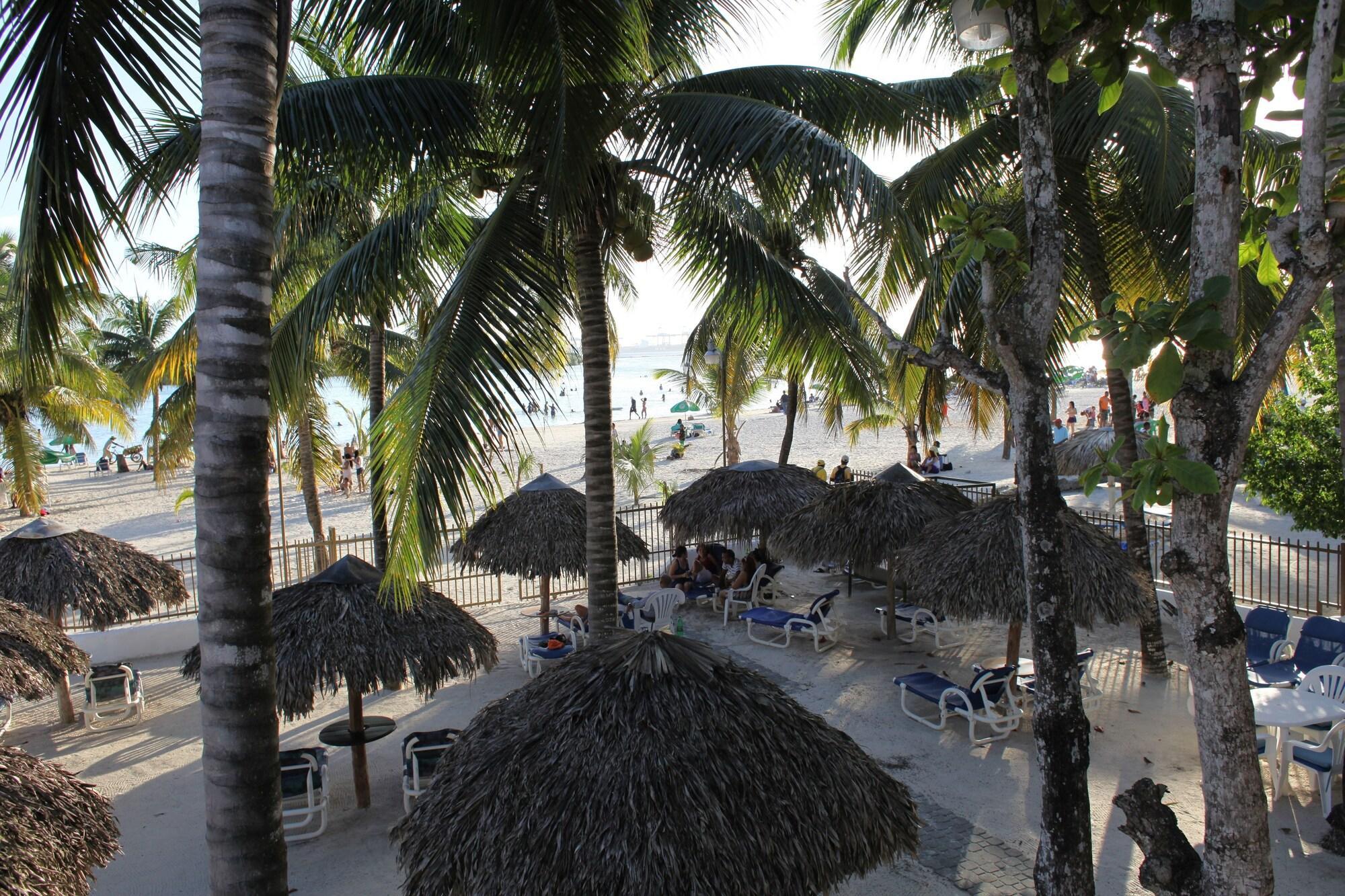 Hotel Zapata Boca Chica Exterior photo